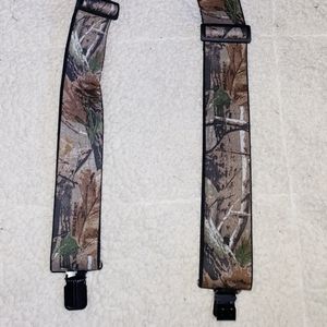 Real tree camo suspenders